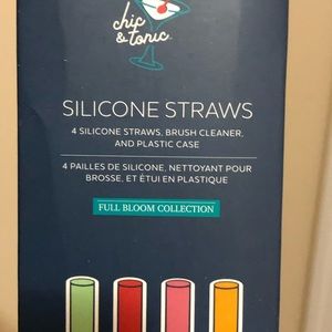 Chic n' Tonic Silicone Straws NWT